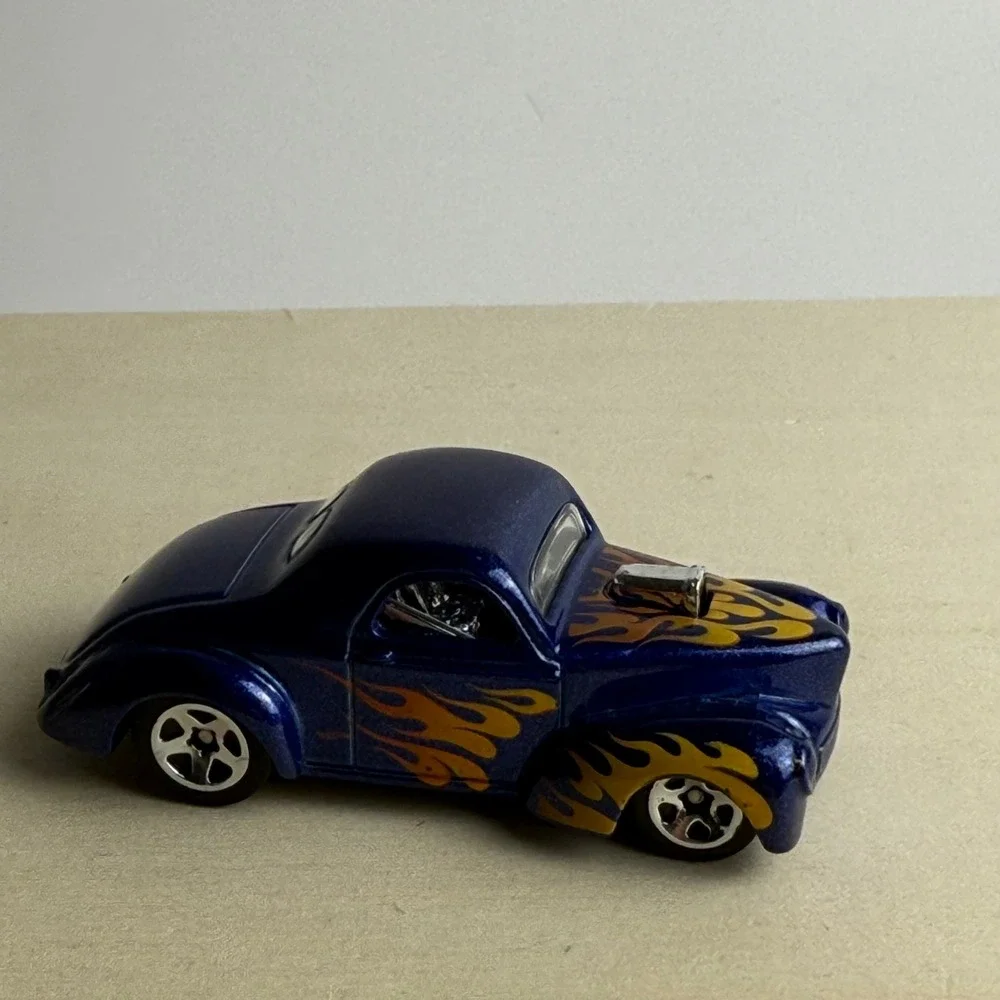 Hot Wheels 2015 41 Willys Blue Flames Diecast Car 1186 MJ 1 NL